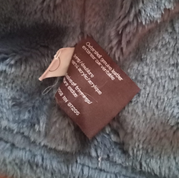 Danier motto jacket - Picture 6 of 8